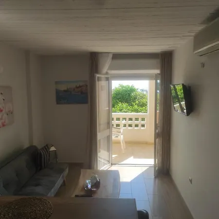 Belvedere 12 Apartment *