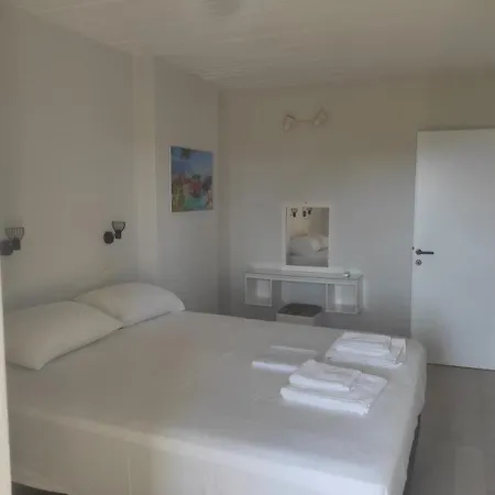 Belvedere 12 *